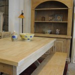 פינת אוכל מעץ מלא