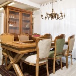 פינת אוכל מעץ מלא