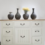 שידת עץ מלא לבנה