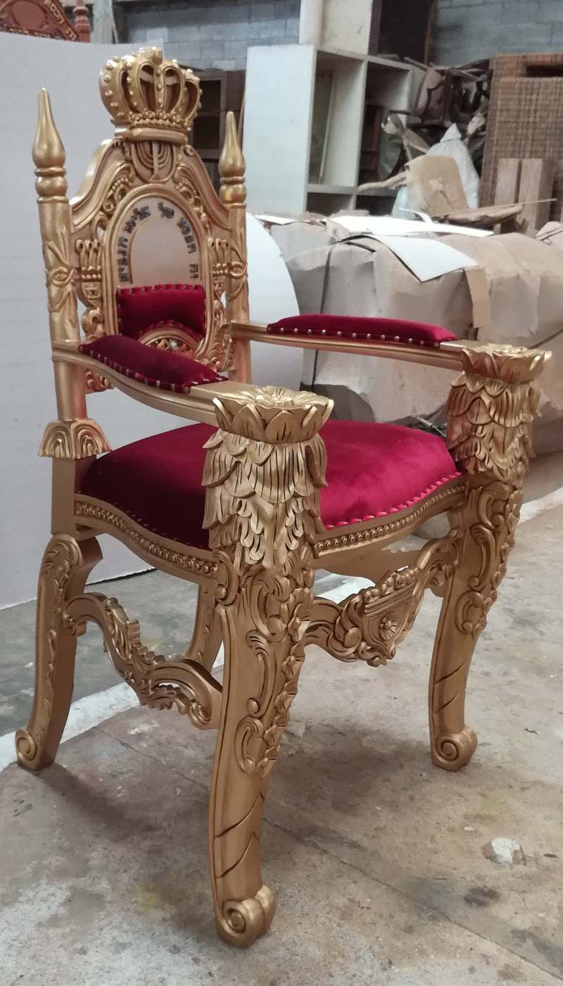  כיסא אליהו הנביא מעץ מצופה זהב