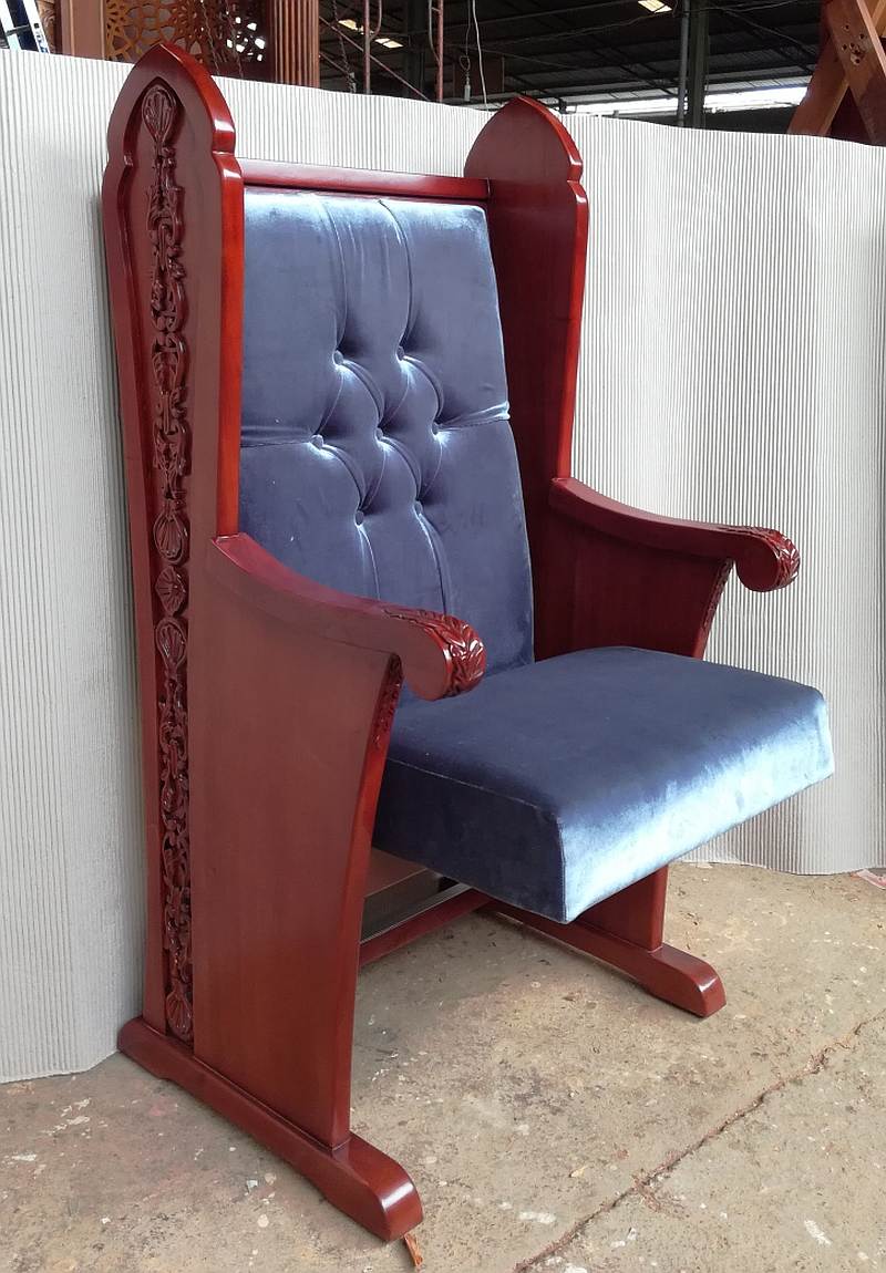  כיסא רב עם ריפוד קטיפה כחול מעושן